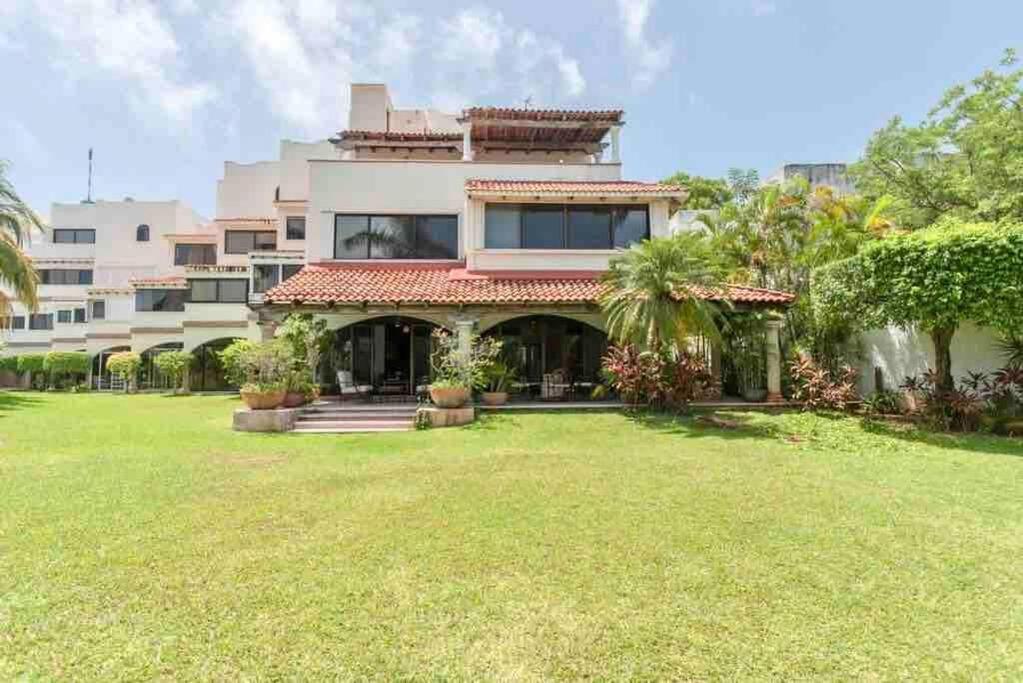 קנקון Elegant Lagoon Front Villa By Casa Paraiso מראה חיצוני תמונה